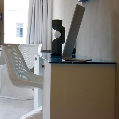 99 Adrianou Apartments Афины Экстерьер фото