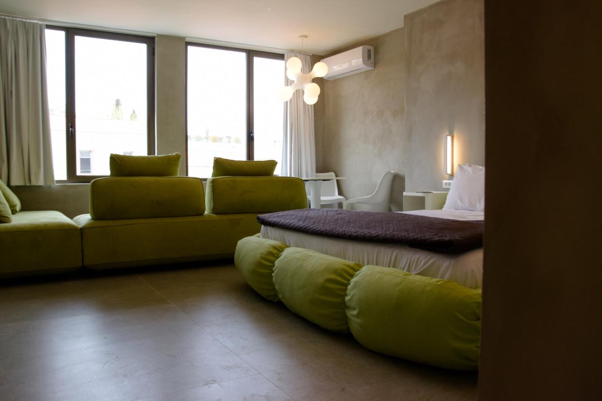 99 Adrianou Apartments Афины Экстерьер фото