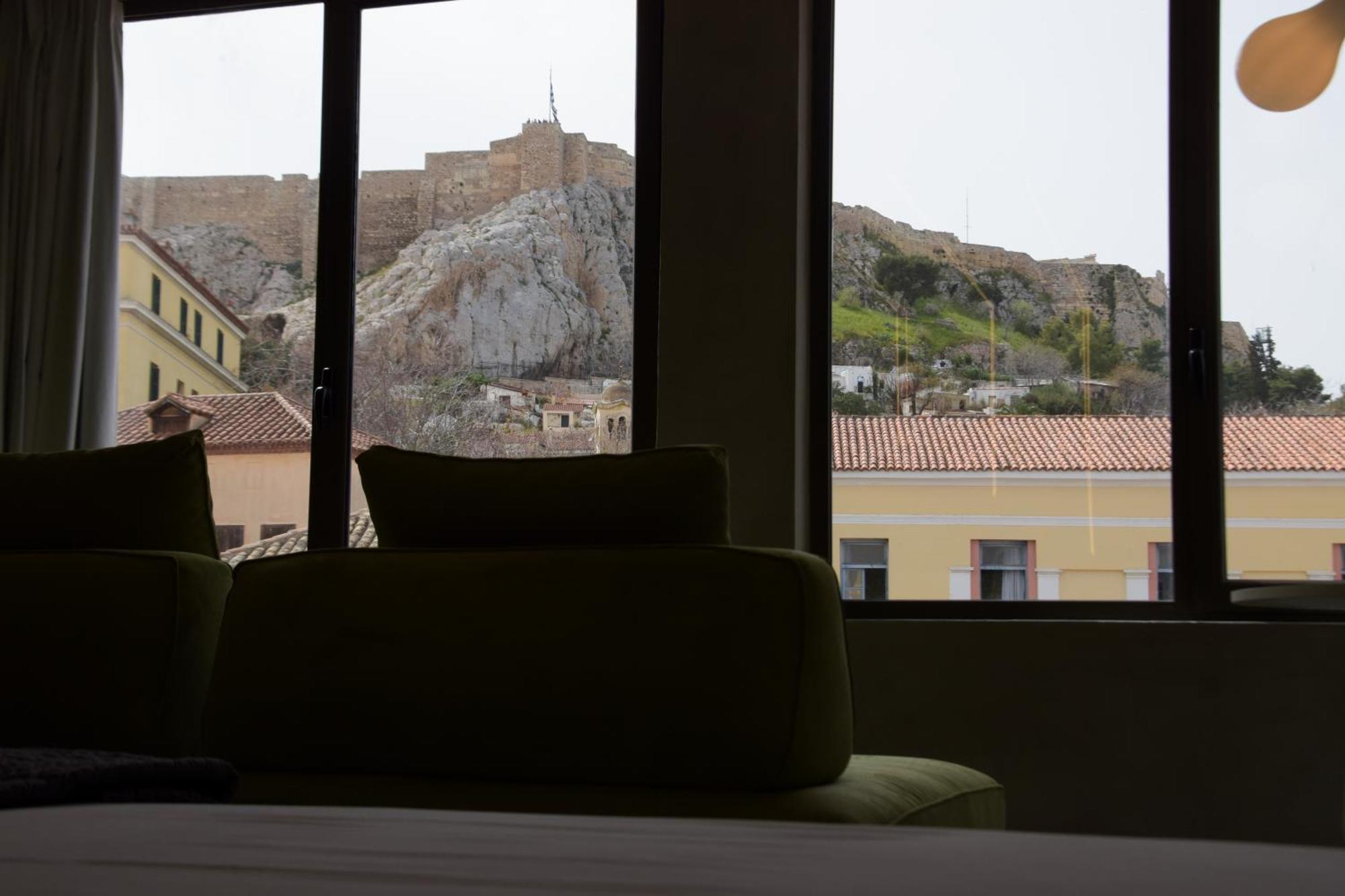 99 Adrianou Apartments Афины Экстерьер фото