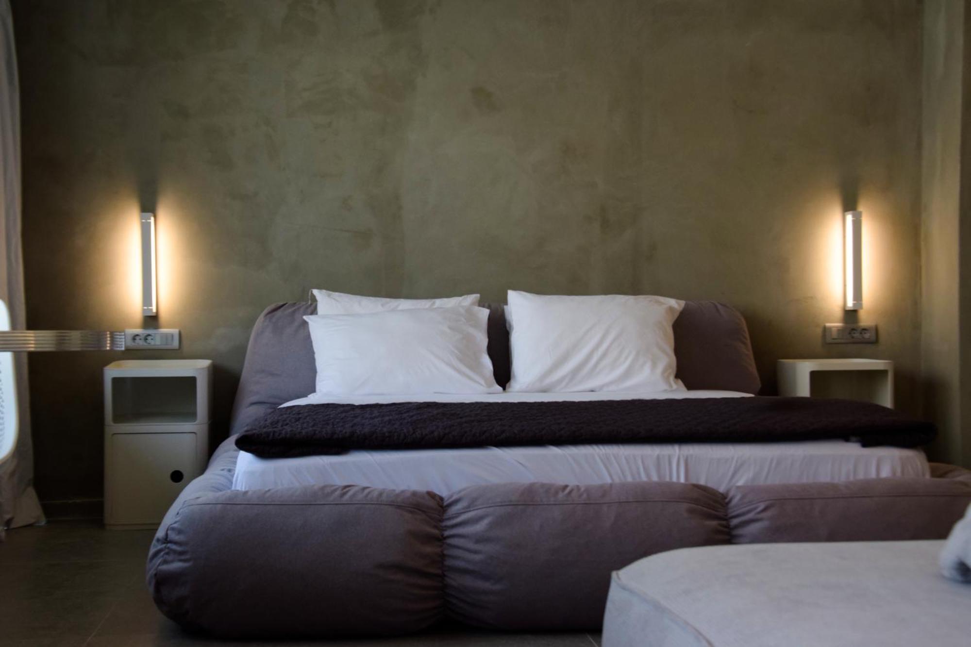 99 Adrianou Apartments Афины Экстерьер фото